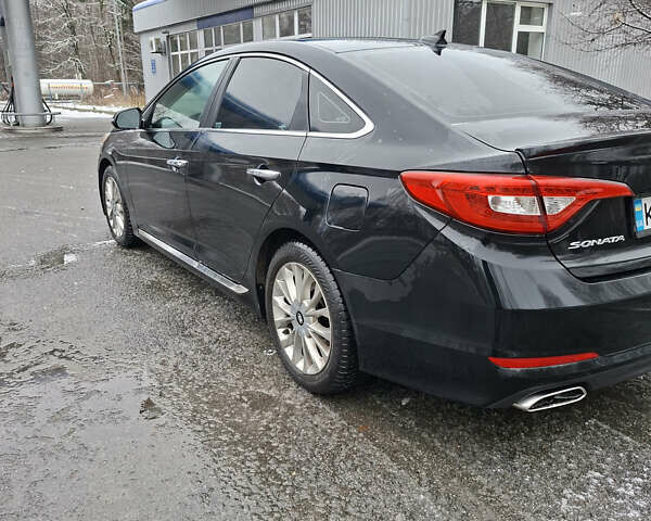 Черный Хендай Соната, объемом двигателя 2.36 л и пробегом 230 тыс. км за 9300 $, фото 2 на Automoto.ua
