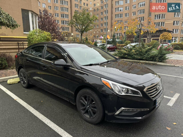 Черный Хендай Соната, объемом двигателя 2.36 л и пробегом 219 тыс. км за 10000 $, фото 1 на Automoto.ua