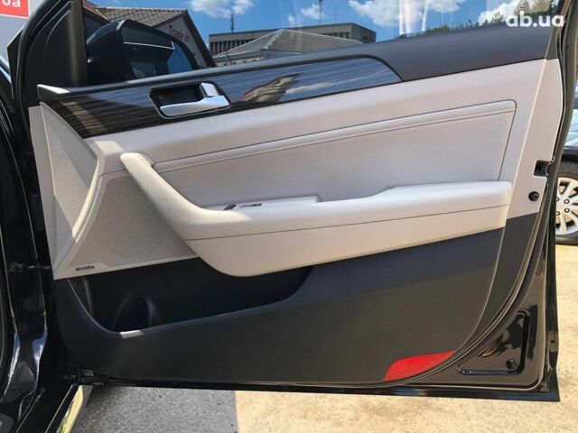 Черный Хендай Соната, объемом двигателя 2.4 л и пробегом 144 тыс. км за 13290 $, фото 35 на Automoto.ua