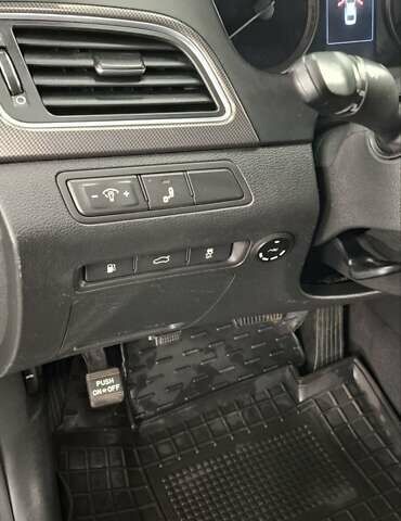 Черный Хендай Соната, объемом двигателя 2.36 л и пробегом 138 тыс. км за 10400 $, фото 37 на Automoto.ua