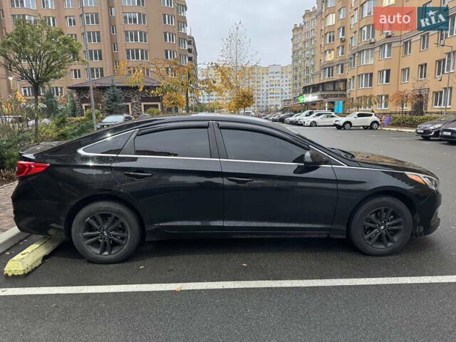 Черный Хендай Соната, объемом двигателя 2.36 л и пробегом 219 тыс. км за 10000 $, фото 2 на Automoto.ua