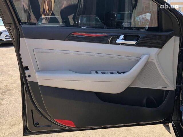 Черный Хендай Соната, объемом двигателя 2.4 л и пробегом 144 тыс. км за 13290 $, фото 17 на Automoto.ua