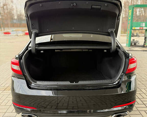 Чорний Хендай Соната, об'ємом двигуна 2.36 л та пробігом 145 тис. км за 9799 $, фото 26 на Automoto.ua