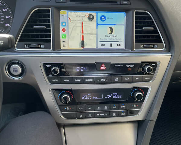 Черный Хендай Соната, объемом двигателя 2.4 л и пробегом 116 тыс. км за 15000 $, фото 6 на Automoto.ua