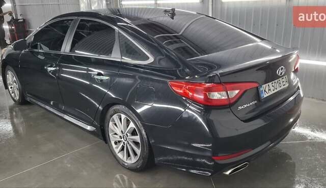 Черный Хендай Соната, объемом двигателя 2.36 л и пробегом 138 тыс. км за 10400 $, фото 18 на Automoto.ua