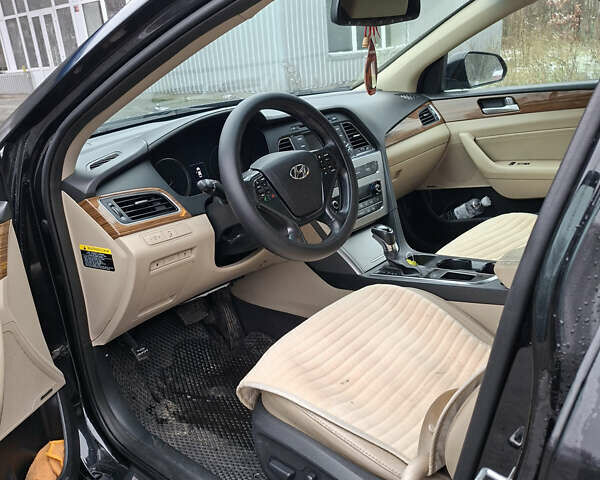 Черный Хендай Соната, объемом двигателя 2.36 л и пробегом 230 тыс. км за 9300 $, фото 9 на Automoto.ua