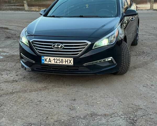 Чорний Хендай Соната, об'ємом двигуна 2.36 л та пробігом 221 тис. км за 7250 $, фото 2 на Automoto.ua