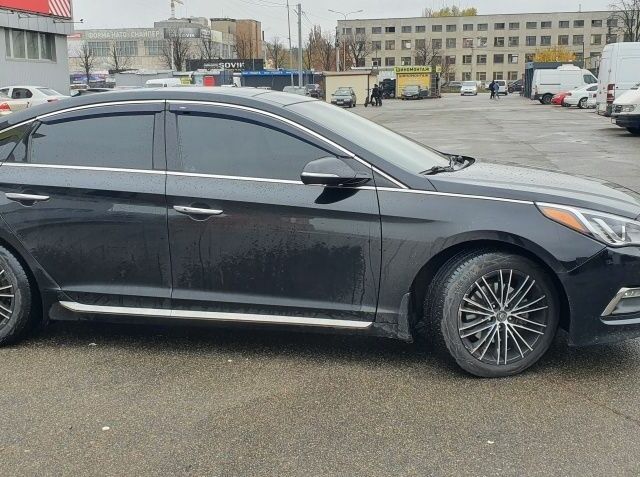 Черный Хендай Соната, объемом двигателя 2.4 л и пробегом 117 тыс. км за 13500 $, фото 6 на Automoto.ua