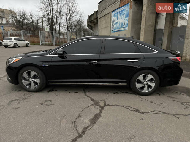 Черный Хендай Соната, объемом двигателя 2 л и пробегом 117 тыс. км за 13500 $, фото 8 на Automoto.ua