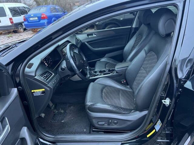 Черный Хендай Соната, объемом двигателя 2.4 л и пробегом 152 тыс. км за 9450 $, фото 9 на Automoto.ua