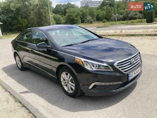 Черный Хендай Соната, объемом двигателя 2.36 л и пробегом 117 тыс. км за 11200 $, фото 2 на Automoto.ua