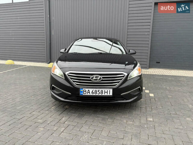 Черный Хендай Соната, объемом двигателя 2.36 л и пробегом 158 тыс. км за 9900 $, фото 2 на Automoto.ua
