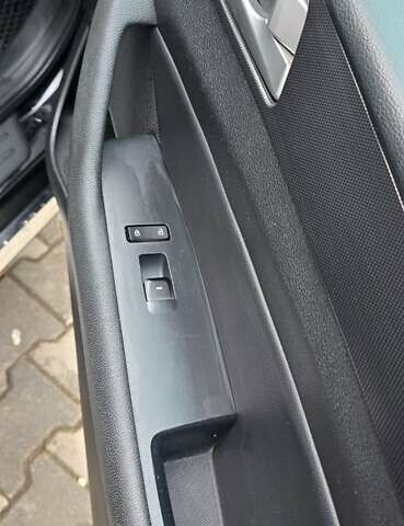 Чорний Хендай Соната, об'ємом двигуна 2.36 л та пробігом 159 тис. км за 12450 $, фото 34 на Automoto.ua