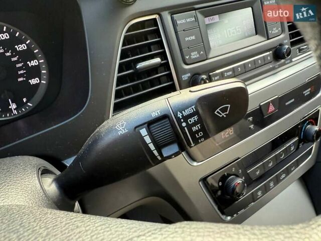 Хендай Соната 2016 в Киеве на Automoto.ua Черный Хендай Соната, объемом двигателя 2.36 л и пробегом 167 тыс. км за 10300 $, фото 23 на Automoto.ua