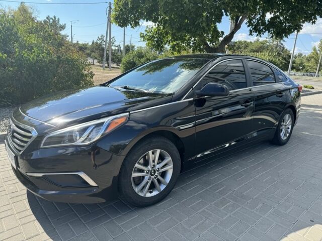 Чорний Хендай Соната, об'ємом двигуна 2.4 л та пробігом 159 тис. км за 10000 $, фото 1 на Automoto.ua