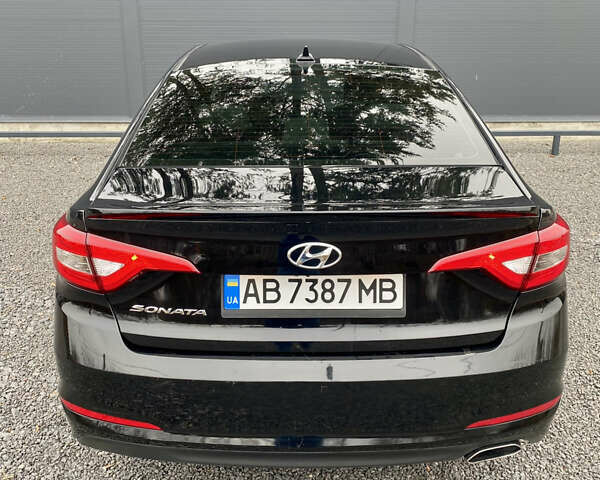 Черный Хендай Соната, объемом двигателя 2.36 л и пробегом 153 тыс. км за 8900 $, фото 10 на Automoto.ua