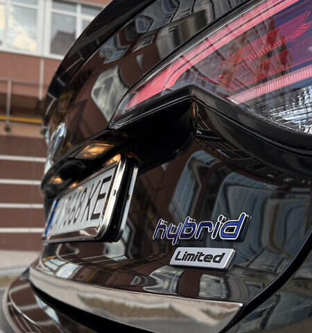 Черный Хендай Соната, объемом двигателя 2 л и пробегом 120 тыс. км за 17199 $, фото 12 на Automoto.ua