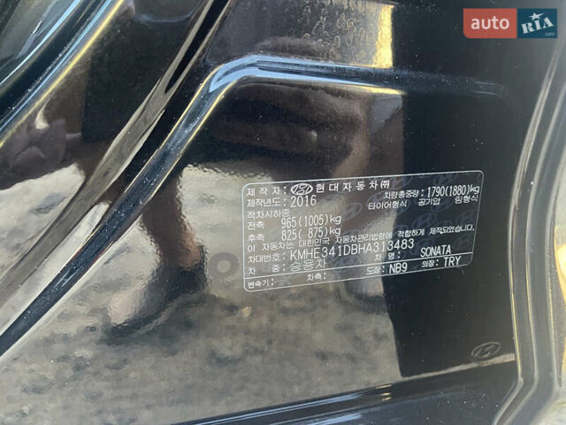 Черный Хендай Соната, объемом двигателя 2 л и пробегом 216 тыс. км за 15555 $, фото 17 на Automoto.ua