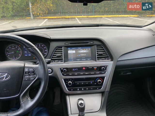 Черный Хендай Соната, объемом двигателя 2.36 л и пробегом 243 тыс. км за 10850 $, фото 22 на Automoto.ua