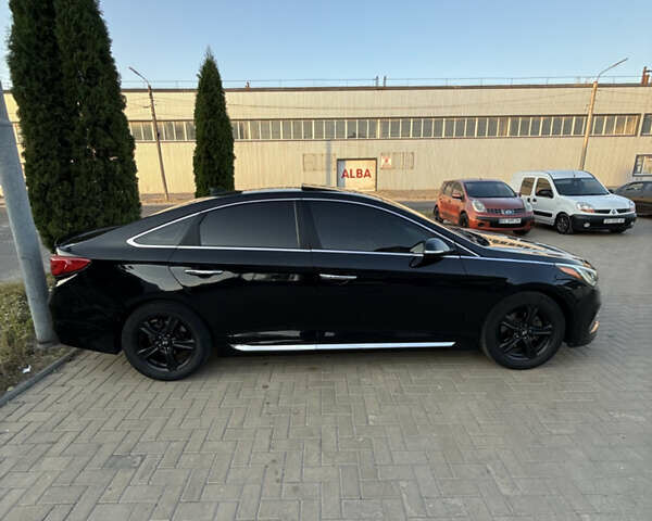 Чорний Хендай Соната, об'ємом двигуна 2.4 л та пробігом 150 тис. км за 10000 $, фото 4 на Automoto.ua