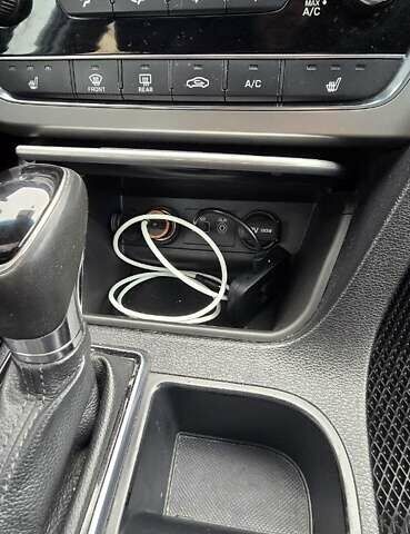 Чорний Хендай Соната, об'ємом двигуна 2.36 л та пробігом 159 тис. км за 12450 $, фото 32 на Automoto.ua