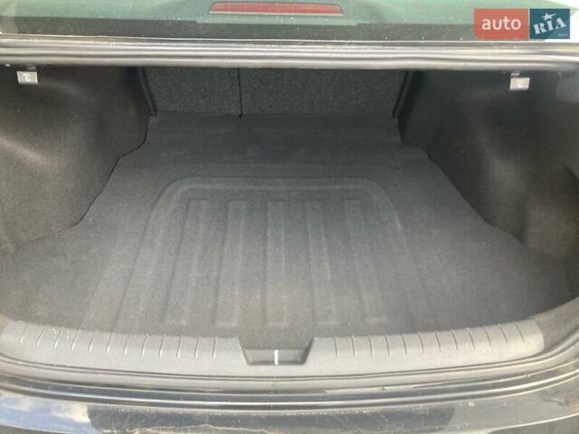 Черный Хендай Соната, объемом двигателя 2.36 л и пробегом 117 тыс. км за 11200 $, фото 6 на Automoto.ua