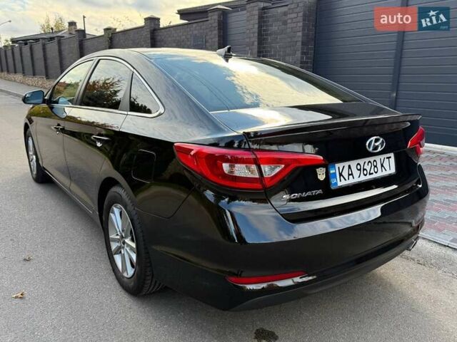 Хендай Соната 2016 в Киеве на Automoto.ua Черный Хендай Соната, объемом двигателя 2.36 л и пробегом 167 тыс. км за 10300 $, фото 4 на Automoto.ua