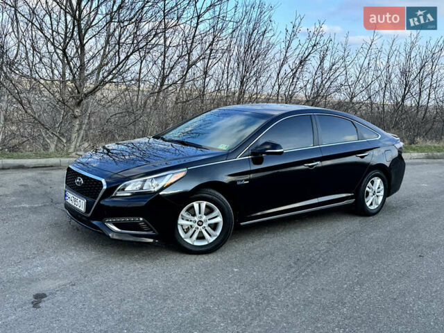 Чорний Хендай Соната, об'ємом двигуна 2 л та пробігом 74 тис. км за 12800 $, фото 22 на Automoto.ua