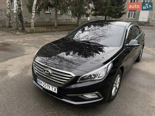 Черный Хендай Соната, объемом двигателя 1.7 л и пробегом 117 тыс. км за 14500 $, фото 7 на Automoto.ua