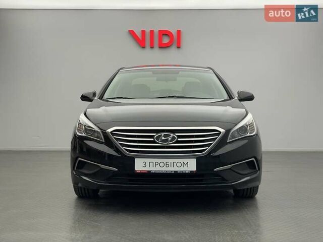 Черный Хендай Соната, объемом двигателя 2.4 л и пробегом 173 тыс. км за 10900 $, фото 4 на Automoto.ua