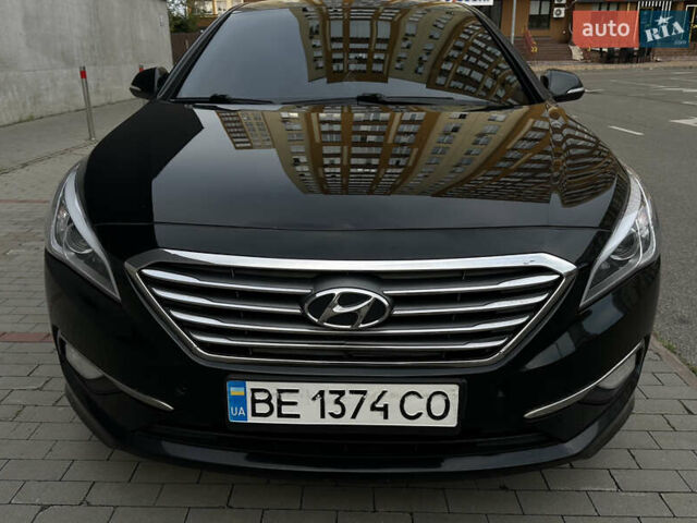 Чорний Хендай Соната, об'ємом двигуна 2 л та пробігом 138 тис. км за 13000 $, фото 5 на Automoto.ua