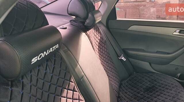 Хендай Соната 2016 в Тростянце на Automoto.ua Черный Хендай Соната, объемом двигателя 2 л и пробегом 220 тыс. км за 12000 $, фото 2 на Automoto.ua