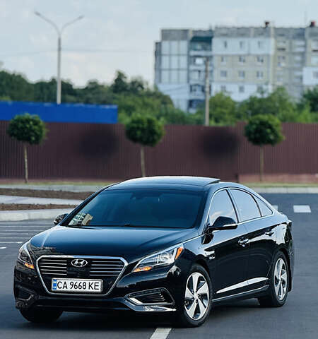 Черный Хендай Соната, объемом двигателя 2 л и пробегом 120 тыс. км за 17199 $, фото 18 на Automoto.ua