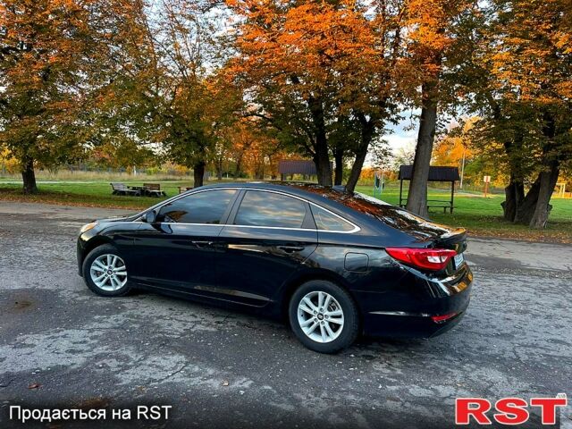 Черный Хендай Соната, объемом двигателя 2.4 л и пробегом 190 тыс. км за 8500 $, фото 5 на Automoto.ua