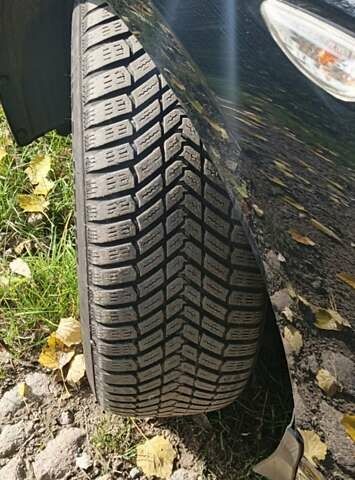 Хендай Соната 2016 в Тростянце на Automoto.ua Черный Хендай Соната, объемом двигателя 2 л и пробегом 220 тыс. км за 12000 $, фото 15 на Automoto.ua