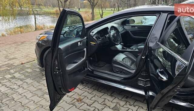 Чорний Хендай Соната, об'ємом двигуна 2.36 л та пробігом 159 тис. км за 12450 $, фото 22 на Automoto.ua