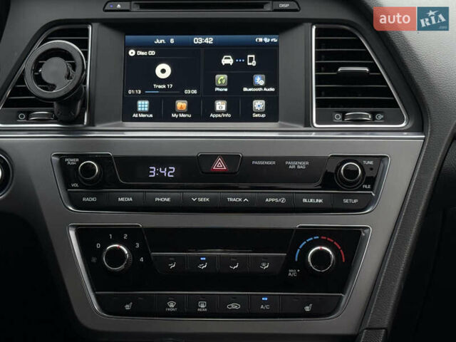 Черный Хендай Соната, объемом двигателя 2.36 л и пробегом 104 тыс. км за 11999 $, фото 19 на Automoto.ua