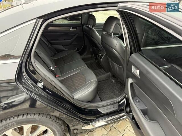 Черный Хендай Соната, объемом двигателя 2.36 л и пробегом 130 тыс. км за 10700 $, фото 27 на Automoto.ua