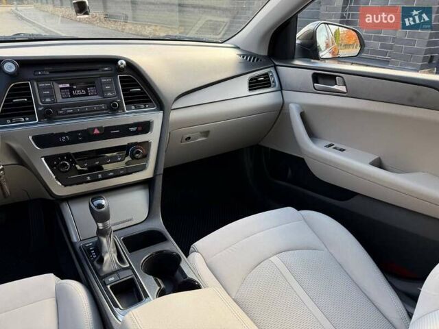 Хендай Соната 2016 в Киеве на Automoto.ua Черный Хендай Соната, объемом двигателя 2.36 л и пробегом 167 тыс. км за 10300 $, фото 19 на Automoto.ua