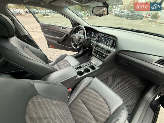 Черный Хендай Соната, объемом двигателя 2.36 л и пробегом 104 тыс. км за 11999 $, фото 26 на Automoto.ua