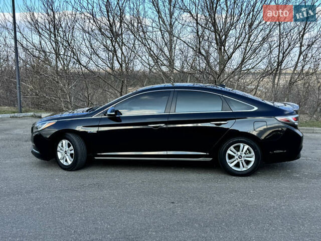 Чорний Хендай Соната, об'ємом двигуна 2 л та пробігом 74 тис. км за 12800 $, фото 19 на Automoto.ua