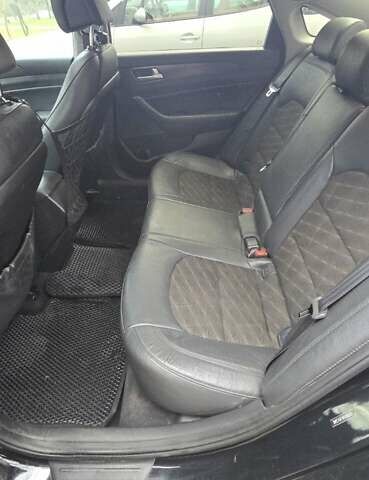 Чорний Хендай Соната, об'ємом двигуна 2.36 л та пробігом 159 тис. км за 12450 $, фото 26 на Automoto.ua