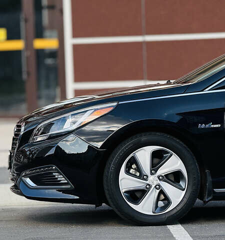 Черный Хендай Соната, объемом двигателя 2 л и пробегом 120 тыс. км за 17199 $, фото 8 на Automoto.ua