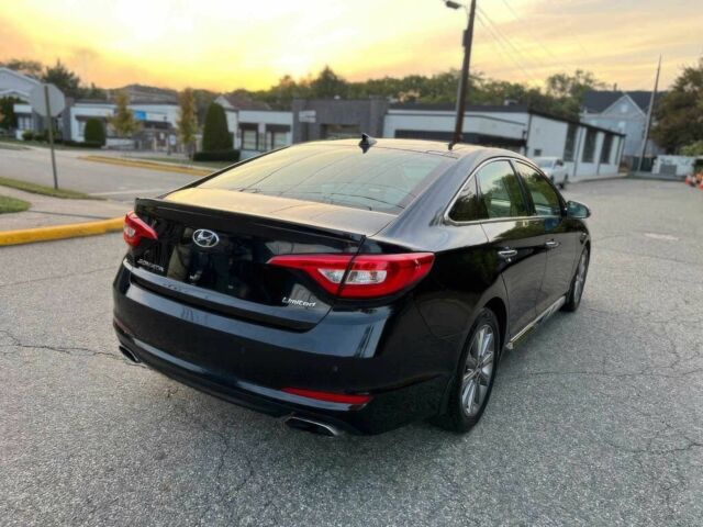 Черный Хендай Соната, объемом двигателя 2.4 л и пробегом 75 тыс. км за 8100 $, фото 4 на Automoto.ua