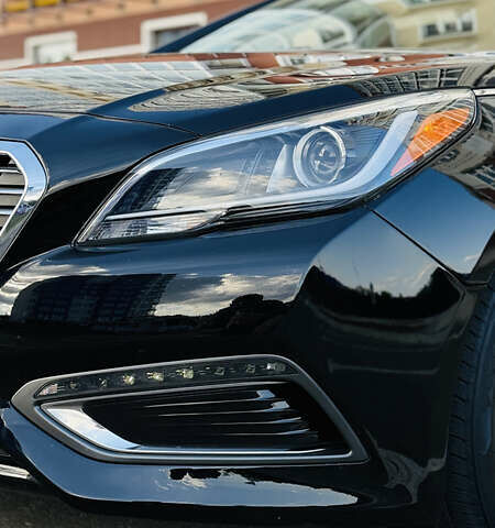 Черный Хендай Соната, объемом двигателя 2 л и пробегом 120 тыс. км за 17199 $, фото 5 на Automoto.ua