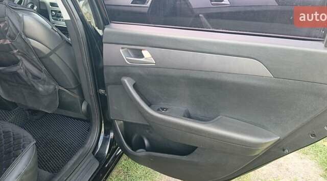 Хендай Соната 2016 в Тростянце на Automoto.ua Черный Хендай Соната, объемом двигателя 2 л и пробегом 220 тыс. км за 12000 $, фото 14 на Automoto.ua