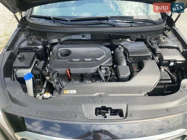 Черный Хендай Соната, объемом двигателя 2.36 л и пробегом 117 тыс. км за 11200 $, фото 11 на Automoto.ua