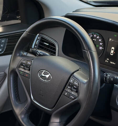 Черный Хендай Соната, объемом двигателя 2 л и пробегом 120 тыс. км за 17199 $, фото 34 на Automoto.ua