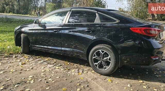 Хендай Соната 2016 в Тростянце на Automoto.ua Черный Хендай Соната, объемом двигателя 2 л и пробегом 220 тыс. км за 12000 $, фото 22 на Automoto.ua