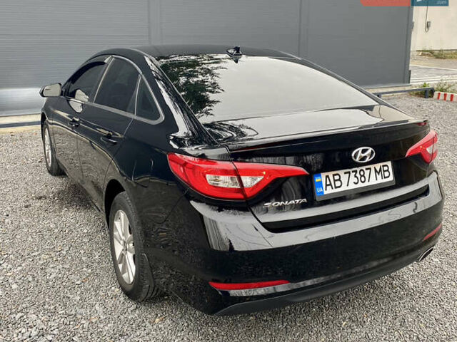 Черный Хендай Соната, объемом двигателя 2.36 л и пробегом 153 тыс. км за 8900 $, фото 9 на Automoto.ua